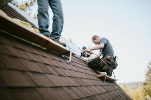 Local Roofers in Maharishi Vedic City, IA